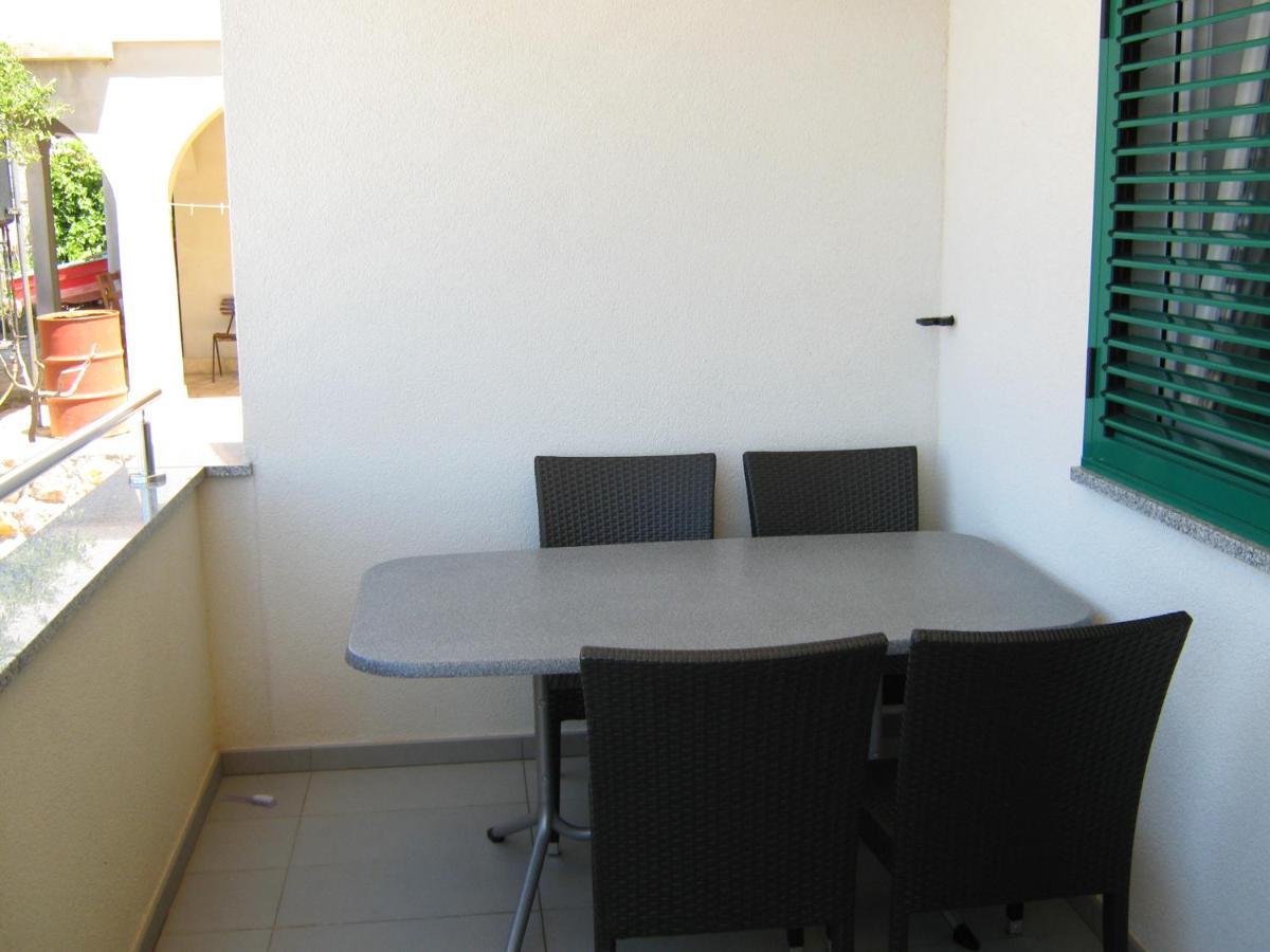 Villa Luce Apartment House Karlobag Luaran gambar