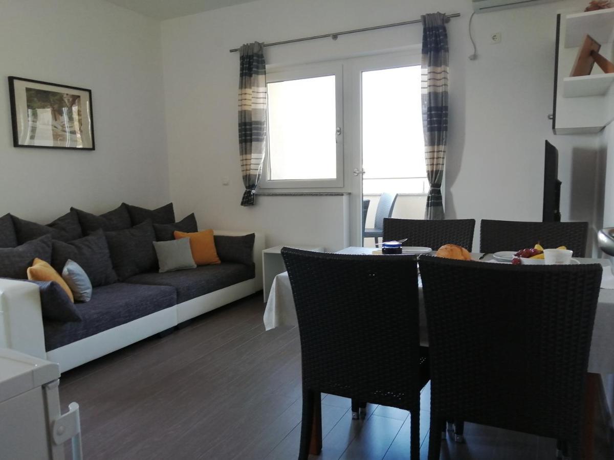 Villa Luce Apartment House Karlobag Luaran gambar