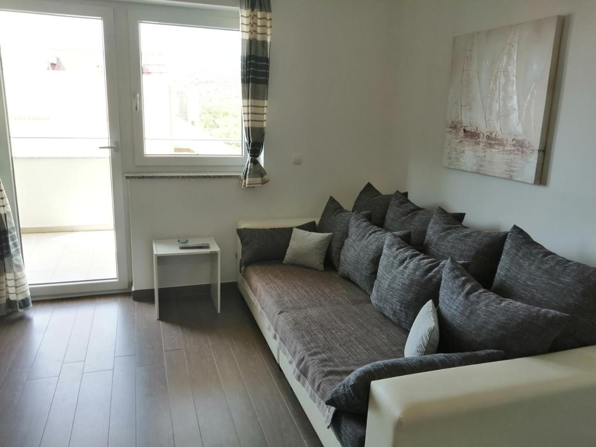 Villa Luce Apartment House Karlobag Luaran gambar