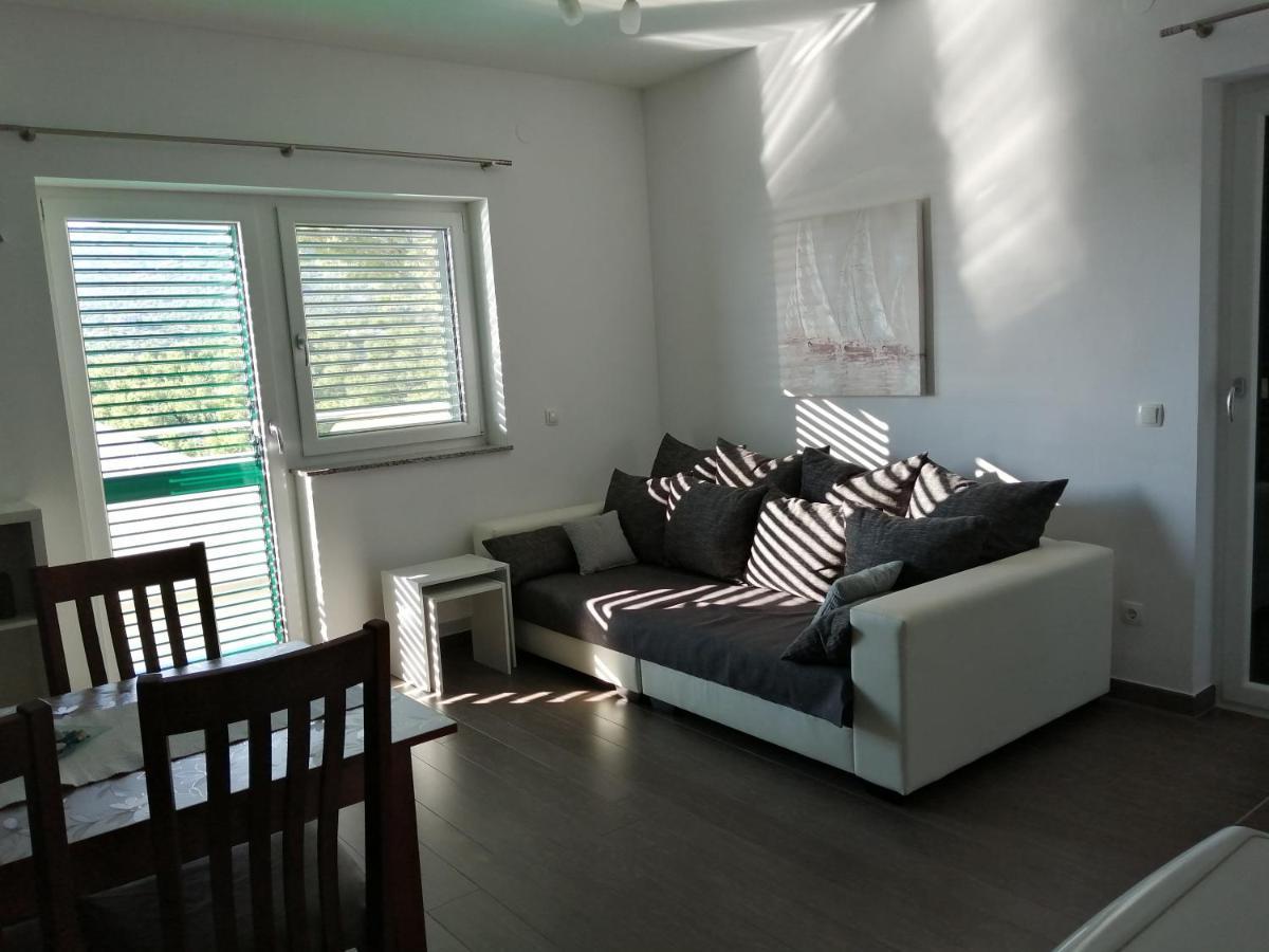 Villa Luce Apartment House Karlobag Luaran gambar